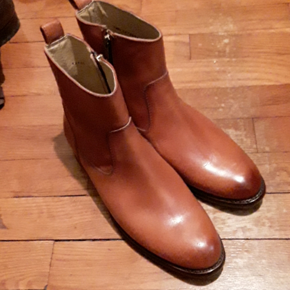 FRYE ANKLE BOOTIES 8M